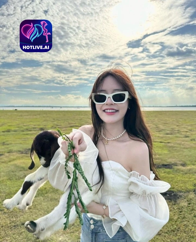 Brooke Evans HOTLIVE.AI