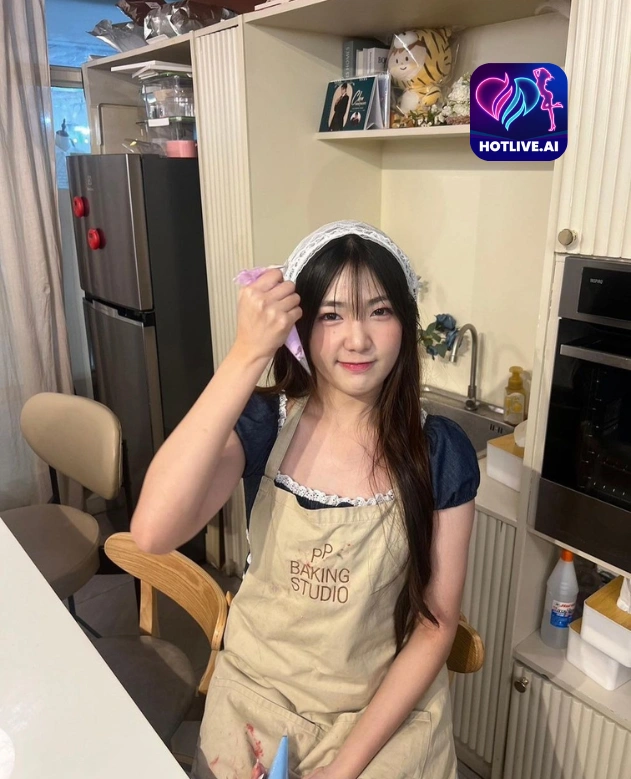 Mia Parker HOTLIVE.AI